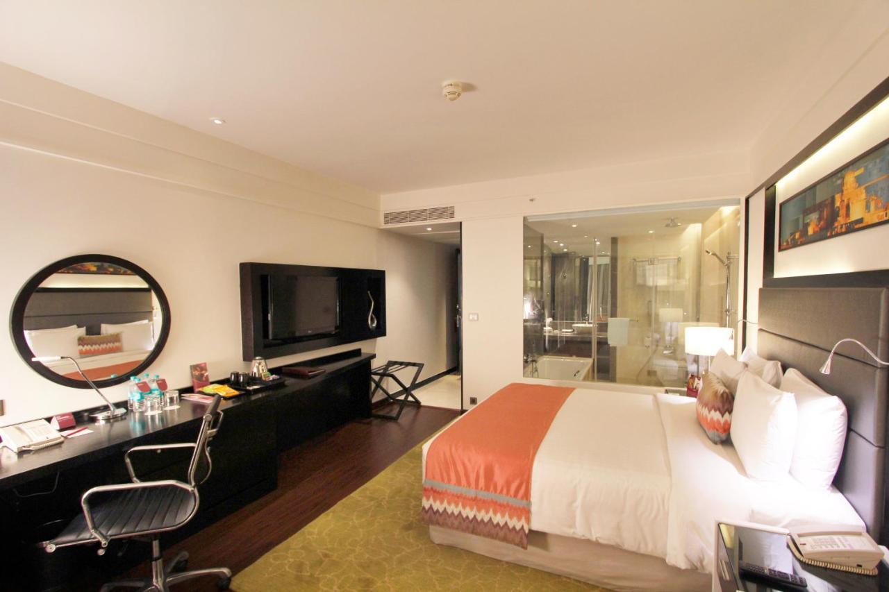 Crowne Plaza Pune City Centre By Ihg Екстериор снимка